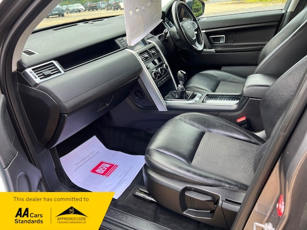 Used Land Rover Discovery Sport 2016 for sale - 76292252: Photo 25
