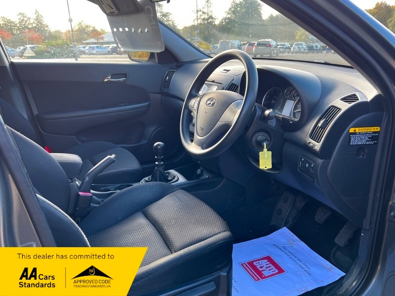 Used Hyundai i30 2009 for sale - 76396675: Photo 11