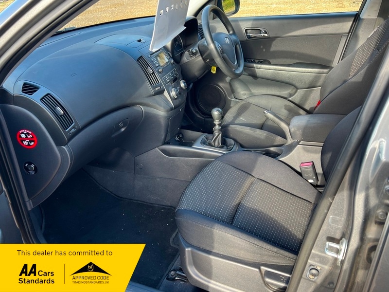 Used Hyundai i30 2009 for sale - 76396675: Photo 13