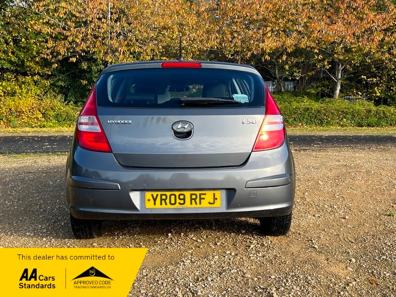 Used Hyundai i30 2009 for sale - 76396675: Photo 8