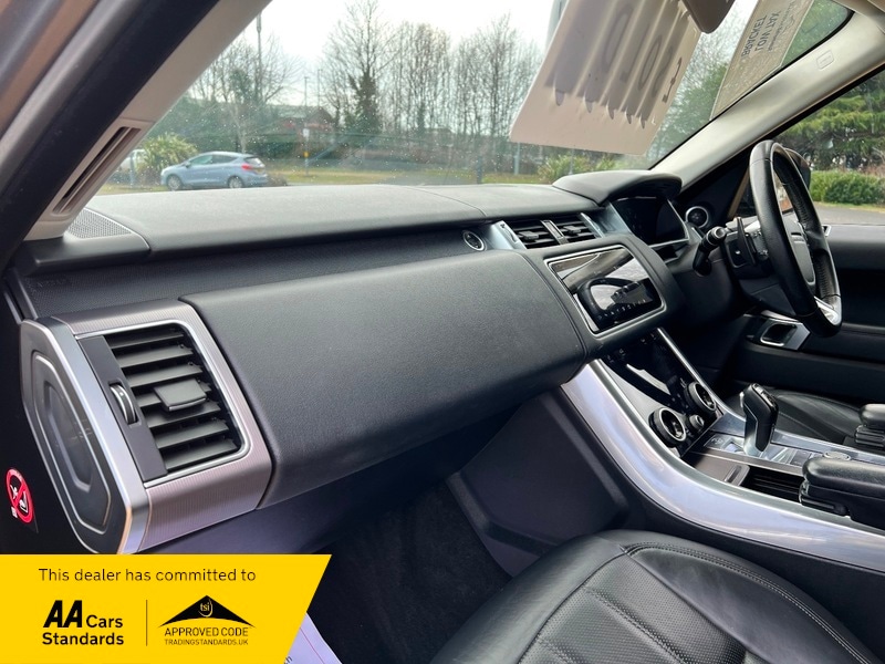 Used Land Rover Range Rover Sport 2018 for sale - 77356927: Photo 31