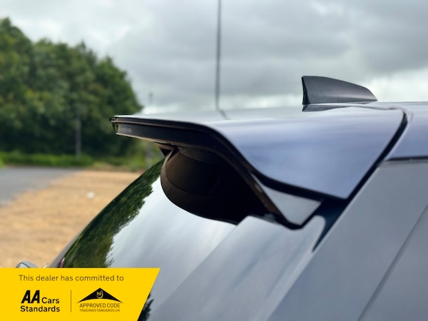 Used Land Rover Discovery Sport 2017 for sale - 74884896: Photo 18