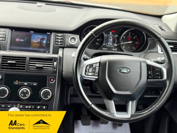 Used Land Rover Discovery Sport 2017 for sale - 74884896: Photo 19
