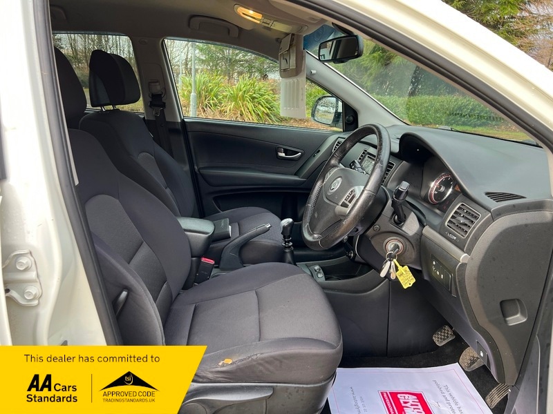 Used Ssangyong Korando 2013 for sale - 77508208: Photo 9