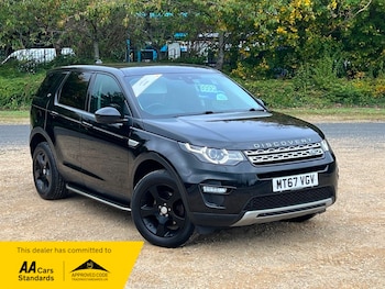 Used Land Rover Discovery Sport 2017 for sale - 76292251: Photo 3