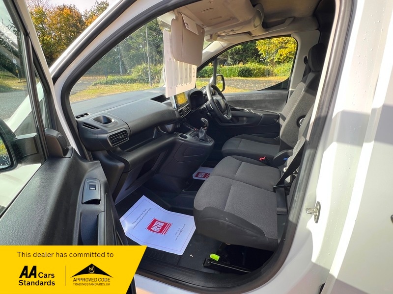 Used Citroen Berlingo 2020 for sale - 76368354: Photo 11