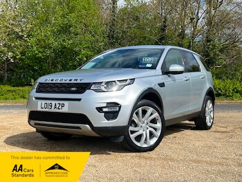 Used Land Rover Discovery Sport 2019 for sale - 78273032: Photo