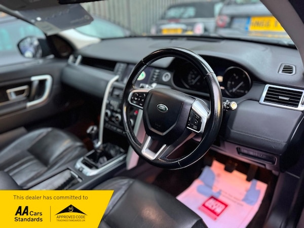 Used Land Rover Discovery Sport 2015 for sale - 72777838: Photo 17