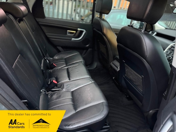 Used Land Rover Discovery Sport 2015 for sale - 72777838: Photo 25