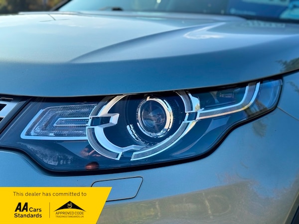 Used Land Rover Discovery Sport 2015 for sale - 72777838: Photo 8