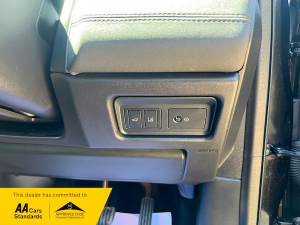 Used Land Rover Discovery Sport 2017 for sale - 75210415: Photo 19