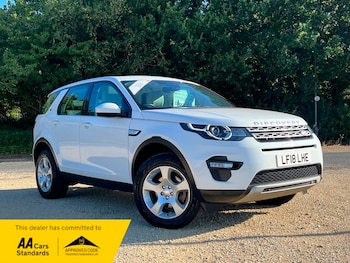 Used Land Rover Discovery Sport 2018 for sale - 79423385: Photo