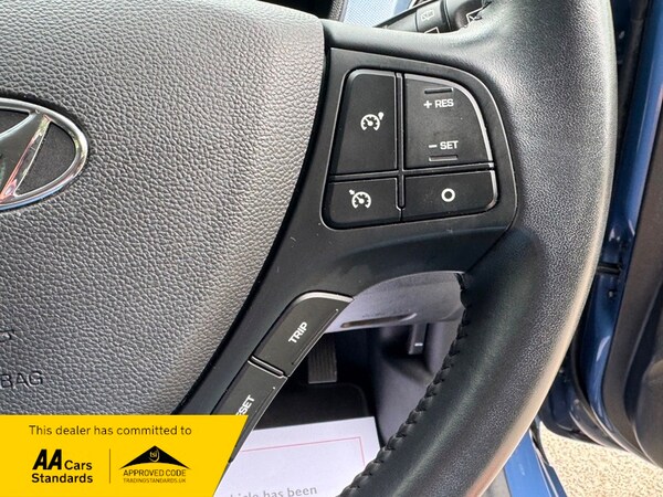 Used Hyundai i10 2014 for sale - 76185861: Photo 14