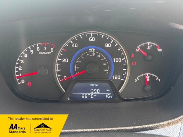 Used Hyundai i10 2014 for sale - 76185861: Photo 16