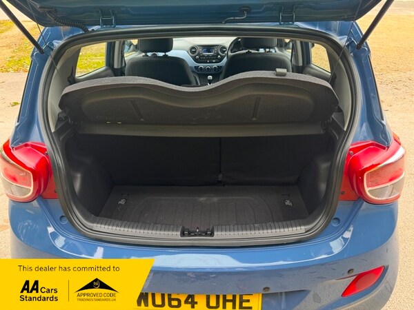 Used Hyundai i10 2014 for sale - 76185861: Photo 6