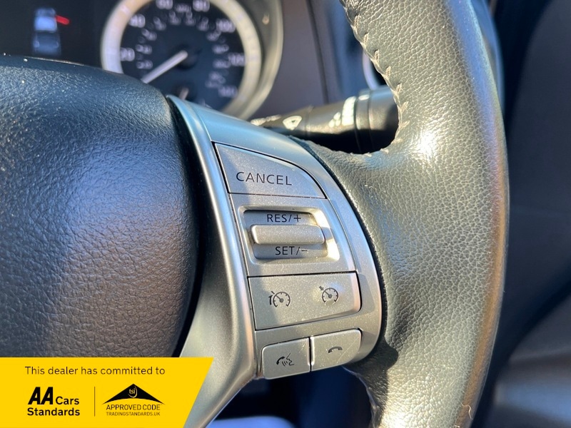 Used Nissan Navara 2017 for sale - 76396672: Photo 33