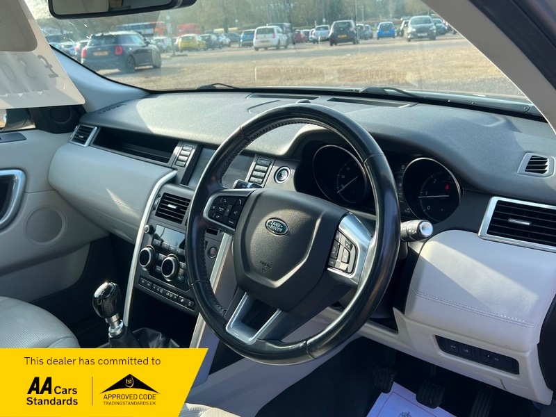 Used Land Rover Discovery Sport 2017 for sale - 77735338: Photo 13