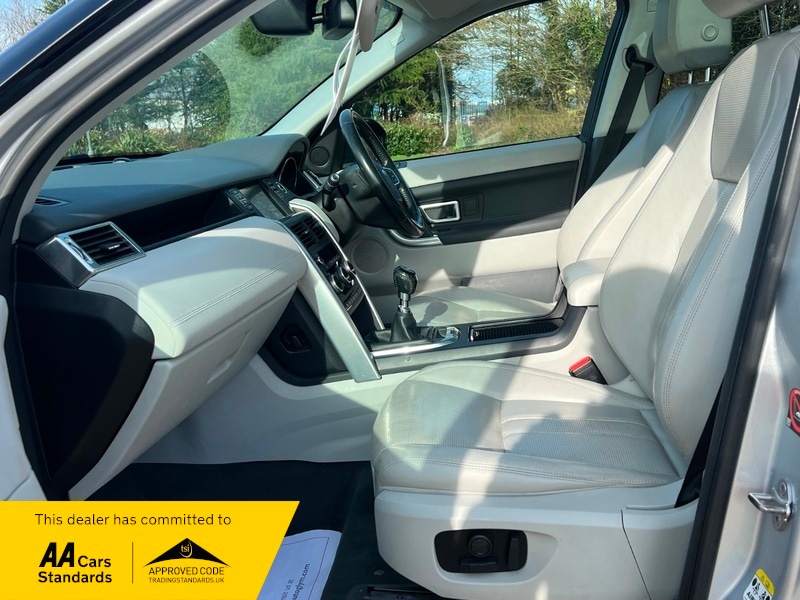 Used Land Rover Discovery Sport 2017 for sale - 77735338: Photo 24