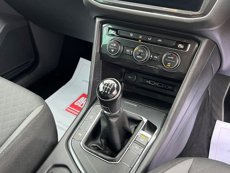 Used Volkswagen Tiguan 2019 for sale - 76768908: Photo 15