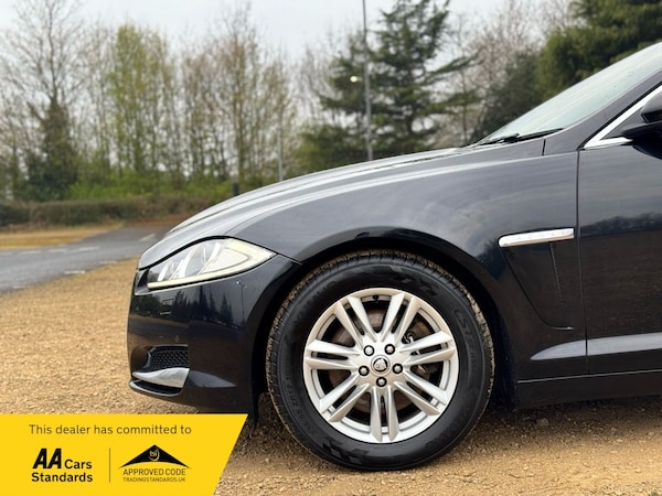 Used Jaguar XF 2013 for sale - 74290269: Photo 11