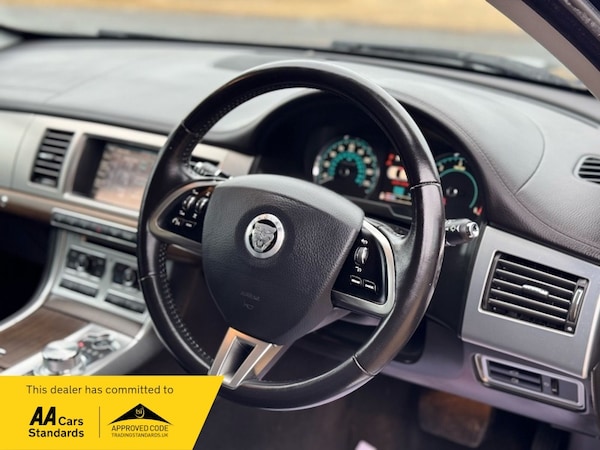 Used Jaguar XF 2013 for sale - 74290269: Photo 29