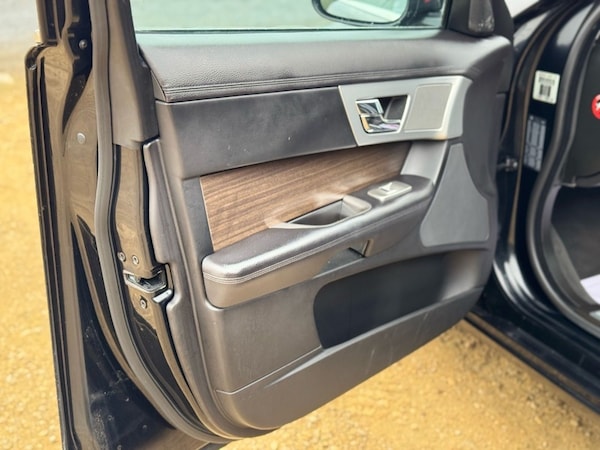 Used Jaguar XF 2013 for sale - 74290269: Photo 36