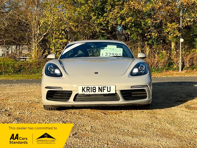 Used Porsche Cayman 2018 for sale - 76605346: Photo 2