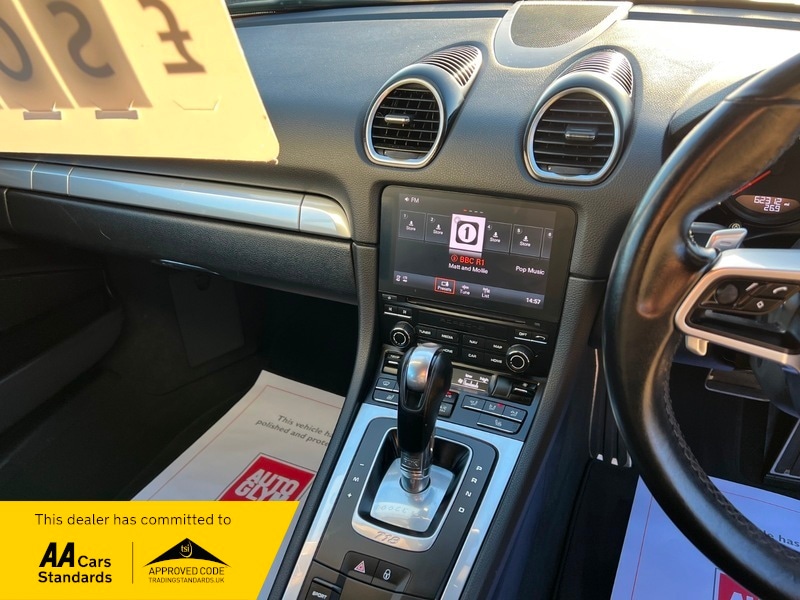 Used Porsche Cayman 2018 for sale - 76605346: Photo 24