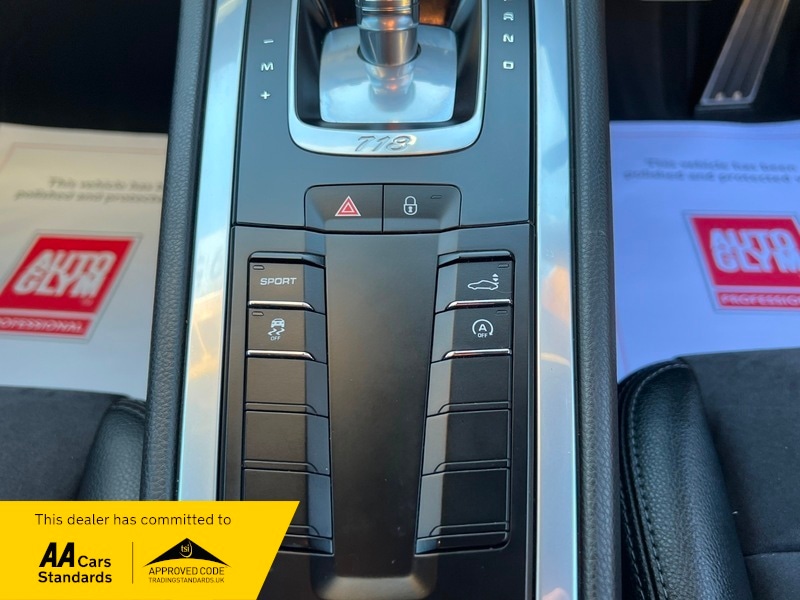 Used Porsche Cayman 2018 for sale - 76605346: Photo 27