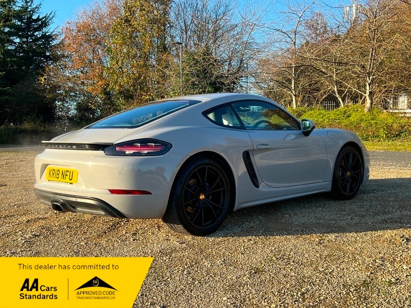 Used Porsche Cayman 2018 for sale - 76605346: Photo 7