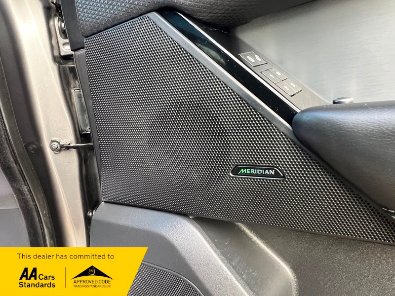 Used Land Rover Range Rover Velar 2018 for sale - 77288768: Photo 26