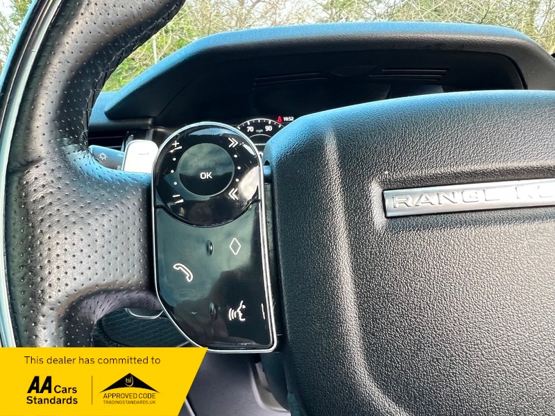 Used Land Rover Range Rover Velar 2018 for sale - 77288768: Photo 32