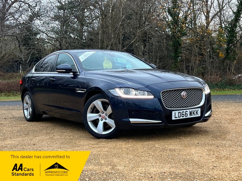 Used Jaguar XF 2016 for sale - 76884558: Photo 1