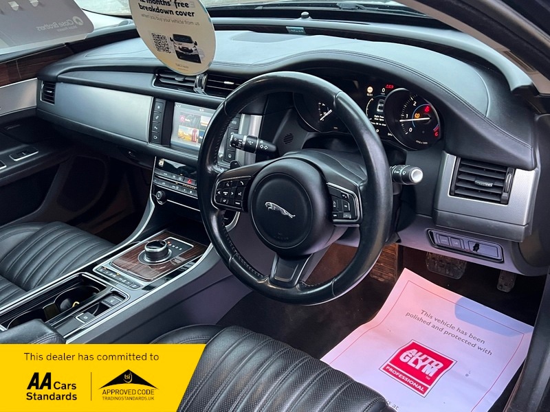 Used Jaguar XF 2016 for sale - 76884558: Photo 12