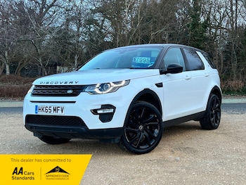 Used Land Rover Discovery Sport 2015 for sale - 76821401: Photo