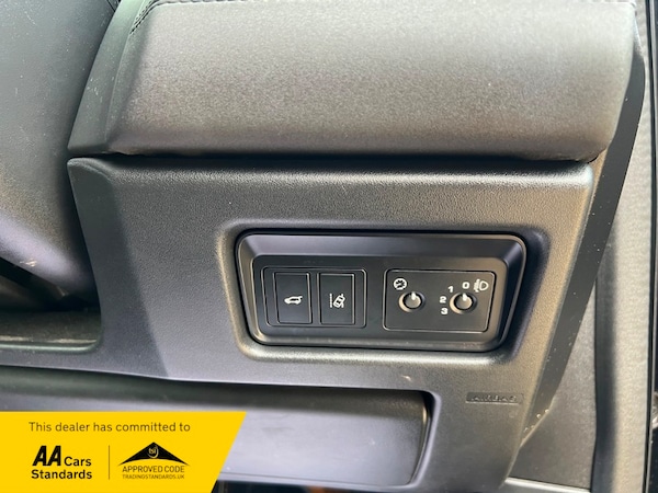 Used Land Rover Discovery Sport 2019 for sale - 75057235: Photo 19