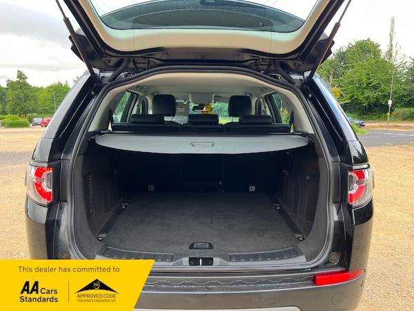 Used Land Rover Discovery Sport 2019 for sale - 75057235: Photo 28