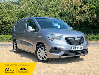 Used Vauxhall Combo 2019 for sale - 75620229: Photo