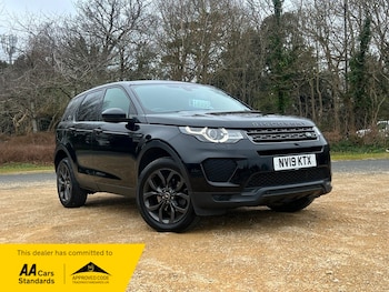 Used Land Rover Discovery Sport 2019 for sale - 77735288: Photo