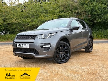 Used Land Rover Discovery Sport 2017 for sale - 79764900: Photo