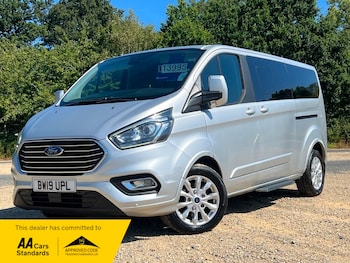 Used Ford Tourneo Custom 2019 for sale - 79423382: Photo