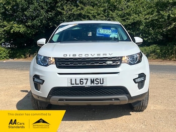 Used Land Rover Discovery Sport 2017 for sale - 79266241: Photo