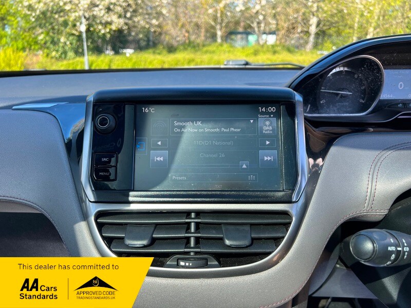 Used Peugeot 208 2015 for sale - 78168150: Photo 13