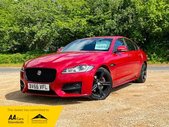 Used Jaguar XF 2016 for sale - 78501892: Photo