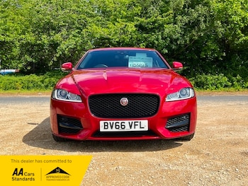 Used Jaguar XF 2016 for sale - 78501892: Photo