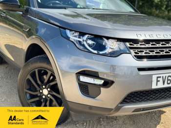 Used Land Rover Discovery Sport 2016 for sale - 74733720: Photo