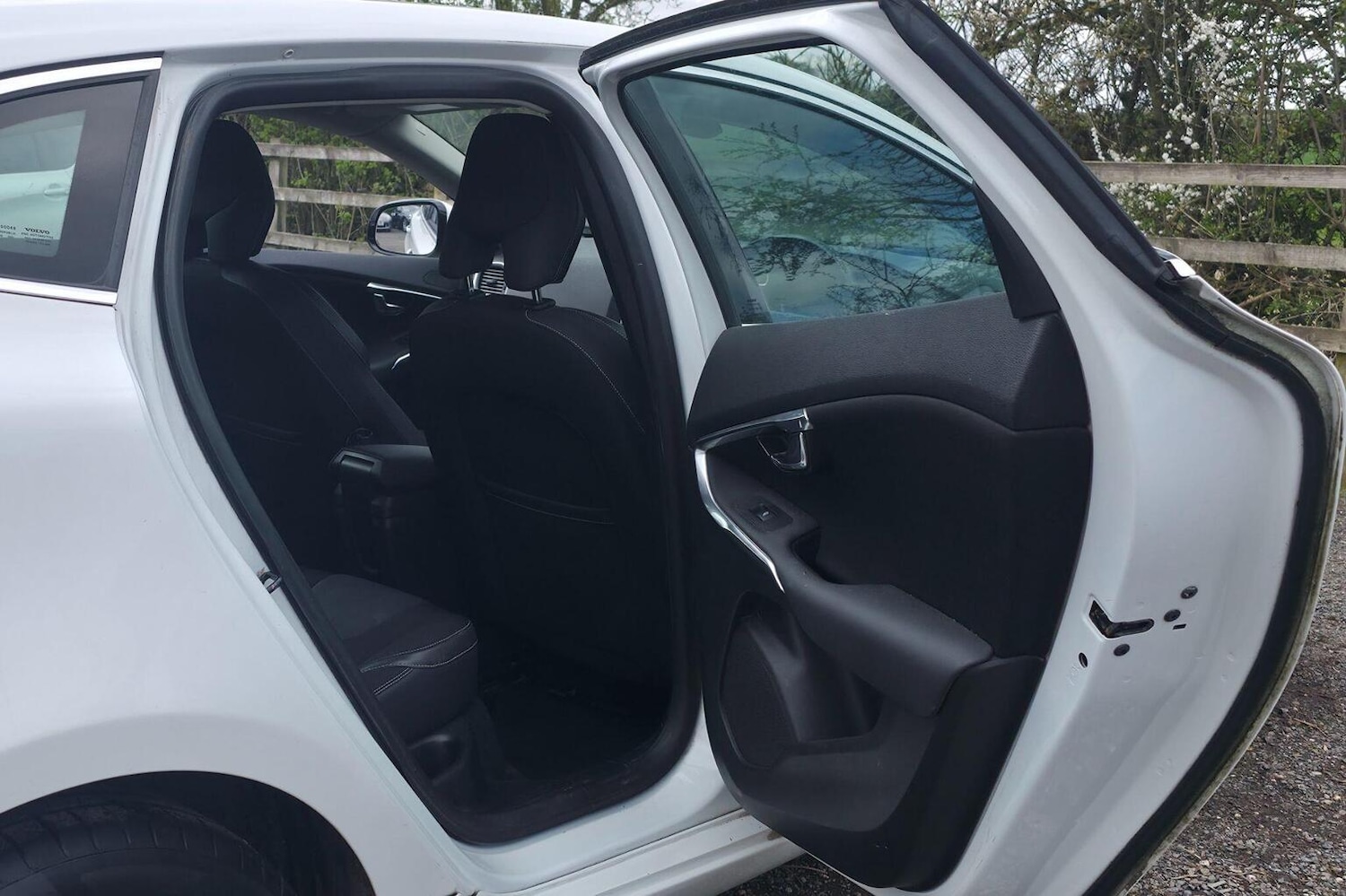 Used Volvo V40 2013 for sale - 78183049: Photo 28