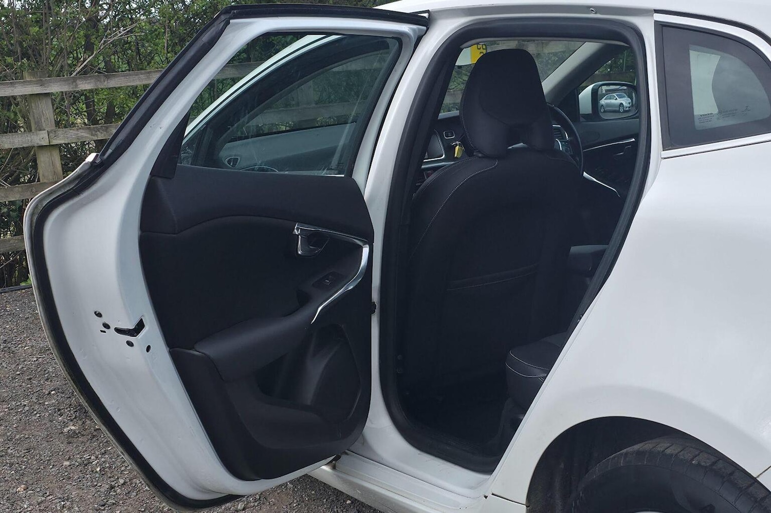 Used Volvo V40 2013 for sale - 78183049: Photo 33