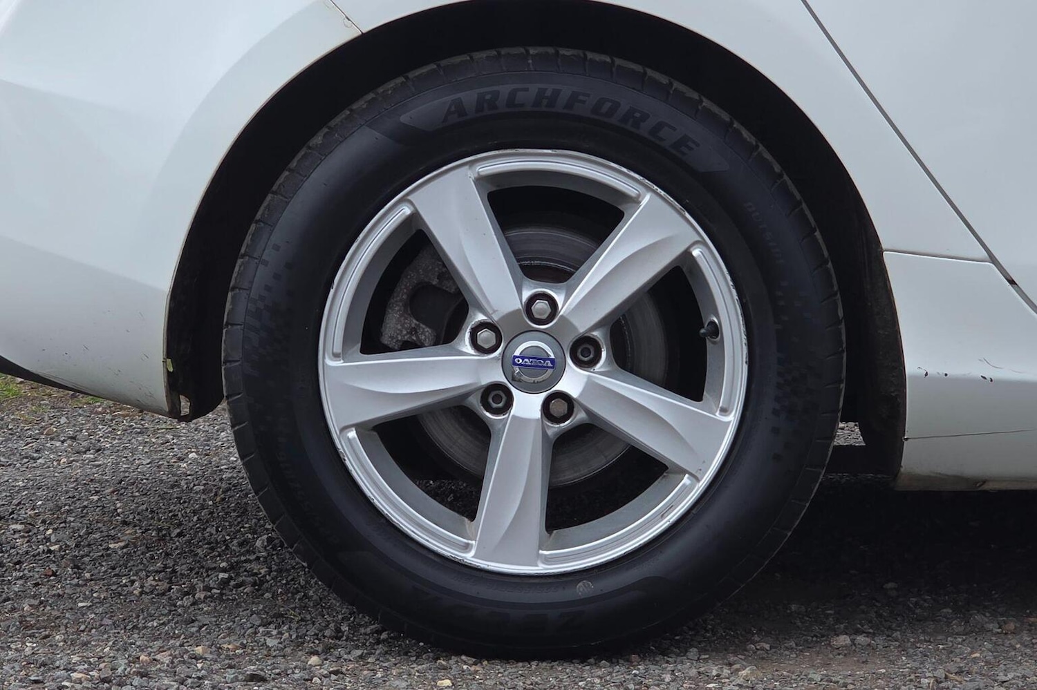 Used Volvo V40 2013 for sale - 78183049: Photo 39