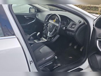 Used Volvo V40 2013 for sale - 78183049: Photo